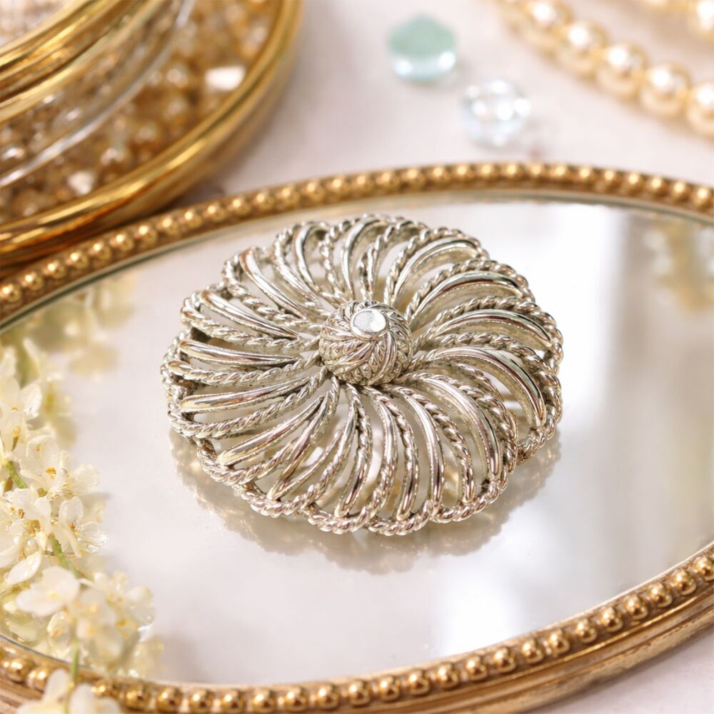 Vintage Mid Century Silver Tone Circle Brooch Pin